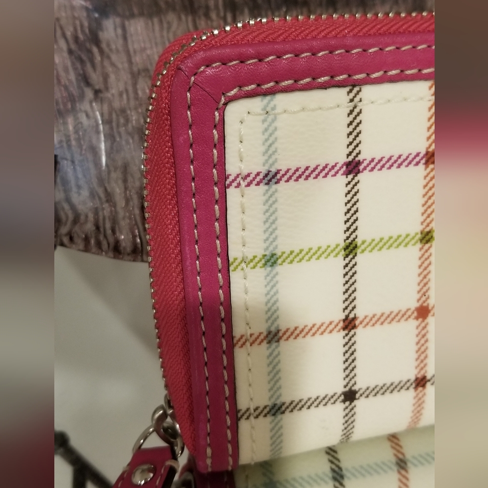 COACH Vintage Tattersall Heritage Plaid Full Zip Wallet. LIKE NEW! - Picture 4 of 7